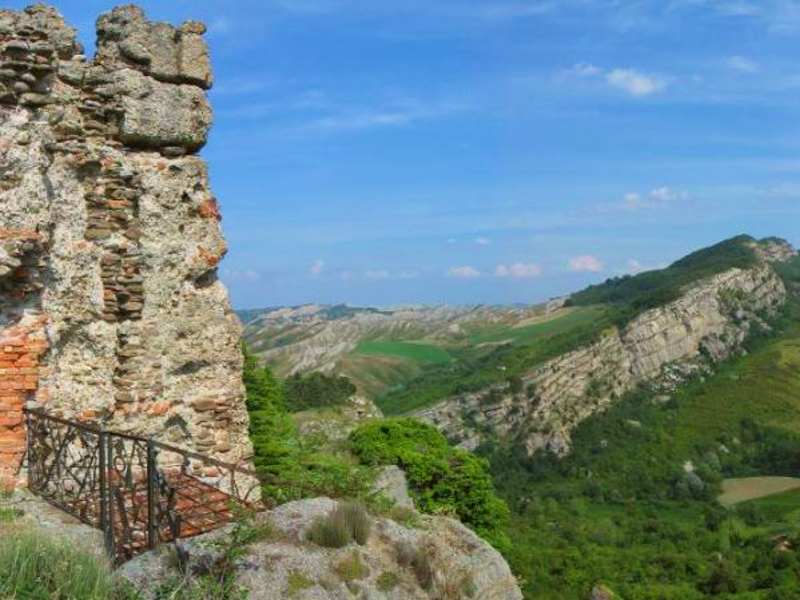 14 - Dai gessi di Tossignano al monte Battaglia ed a Castel del Rio