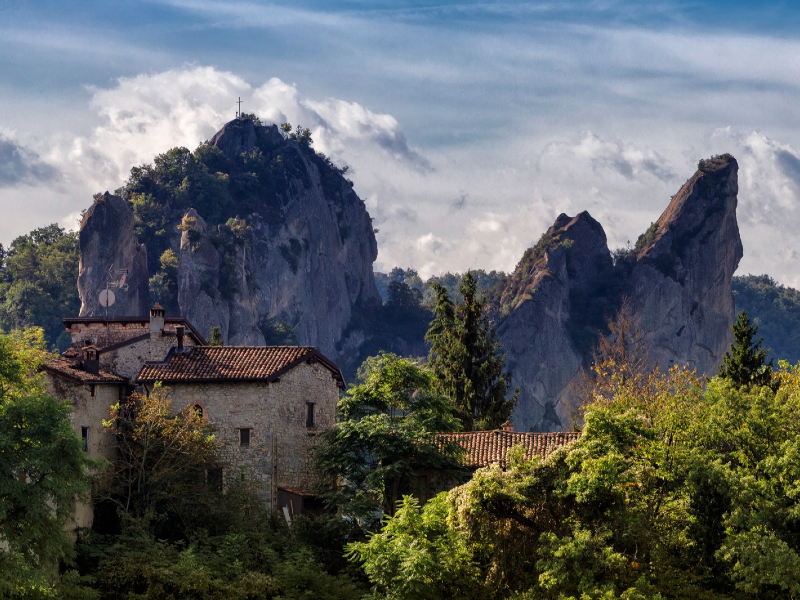 6 - Ai Sassi di Rocca Malatina